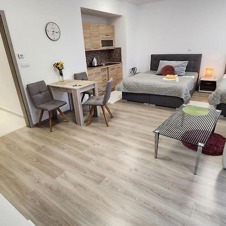 Apartman Praha Appartement Buitenkant foto