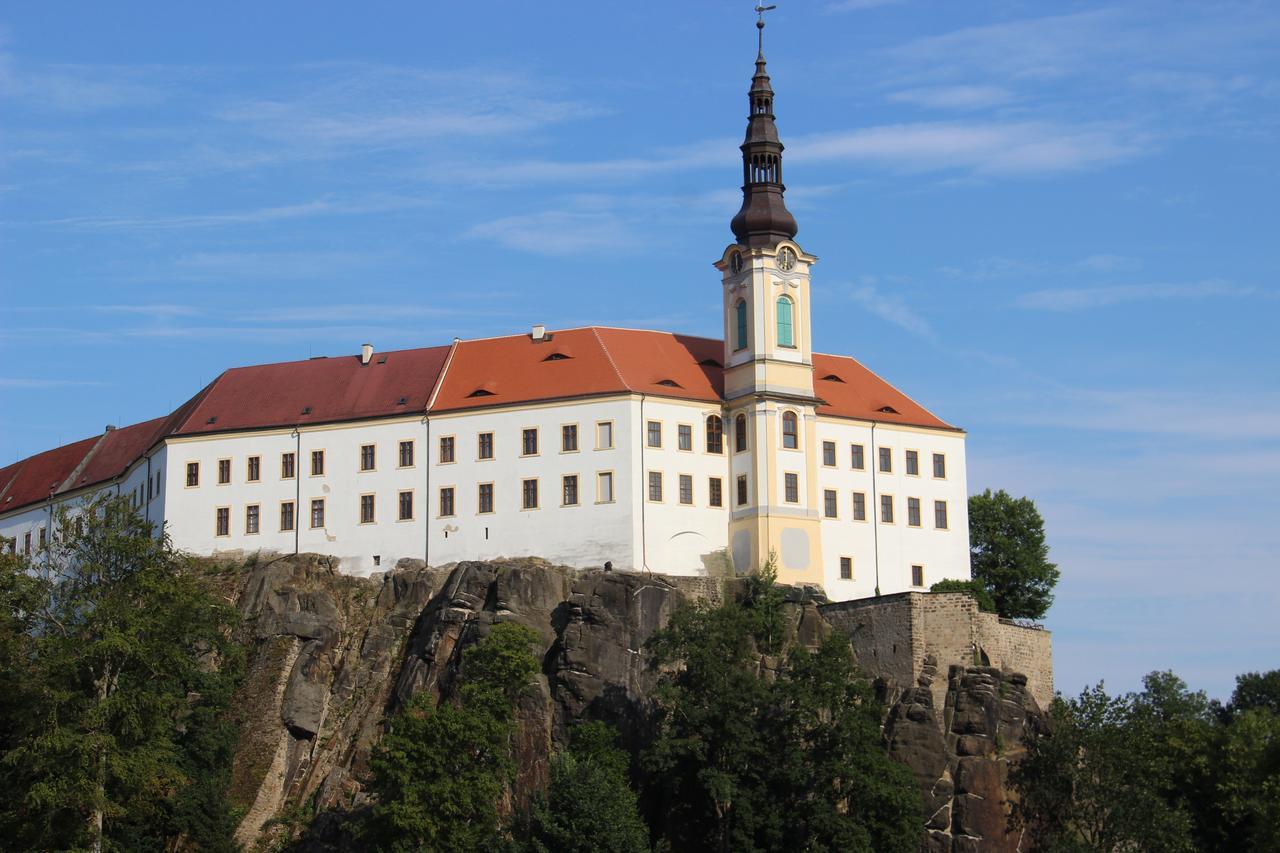 Apartman Praha Appartement Buitenkant foto